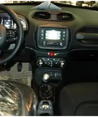 Jeep Renegade 1.6 MJT 120cv Dawn OF Justice-Navigazione Sat.C.L. 18 Jeep Renegade 1.6 MJT 120cv Dawn OF Justice-Navigazione Sat.C.L. 18