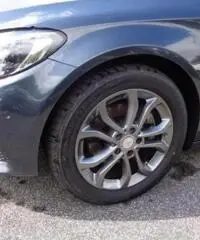 MERCEDES-BENZ C 220 d Automat. Avantgarde NAVI XENO TETTUCCIO APRIBILE rif. 7100947 MERCEDES-BENZ C 220 d Automat. Avantgarde NAVI XENO TETTUCCIO APRIBILE rif. 7100947