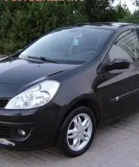 RENAULT Clio 1.5 dCi 85CV 5 porte Luxe rif. 7196752 RENAULT Clio 1.5 dCi 85CV 5 porte Luxe rif. 7196752
