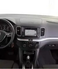 VOLKSWAGEN Sharan 2.0TDI 150CV Comfortline DSG NAVI XENO/LED 7 POSTI rif. 7091741 VOLKSWAGEN Sharan 2.0TDI 150CV Comfortline DSG NAVI XENO/LED 7 POSTI rif. 7091741