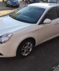 ALFA ROMEO Giulietta 1.6 JTDm-2 105 CV Distinctive Jtdm 76.713 Km rif. 7181710 ALFA ROMEO Giulietta 1.6 JTDm-2 105 CV Distinctive Jtdm 76.713 Km rif. 7181710