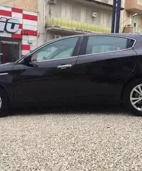 ALFA ROMEO Giulietta 1.6 JTDm-2 105 CV Distinctive - Anno 2012 - rif. 7181707 ALFA ROMEO Giulietta 1.6 JTDm-2 105 CV Distinctive - Anno 2012 - rif. 7181707
