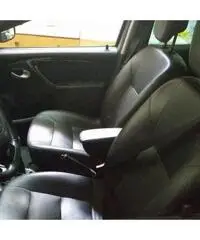 Dacia Duster Laureate 1.5 dci 4X2 - 2011 Dacia Duster Laureate 1.5 dci 4X2 - 2011