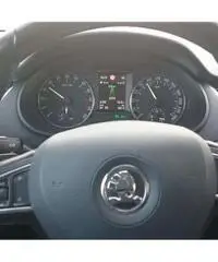 Skoda Octavia 2.0 TDI Elegance DSG Skoda Octavia 2.0 TDI Elegance DSG