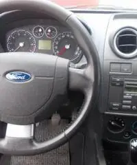 FORD Fiesta 1.2 16V 3p. Ghia X NEOPATENTATI rif. 7195100 FORD Fiesta 1.2 16V 3p. Ghia X NEOPATENTATI rif. 7195100
