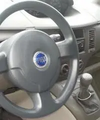 Fiat Idea 1.3 Multijet 16V Emotion Fiat Idea 1.3 Multijet 16V Emotion