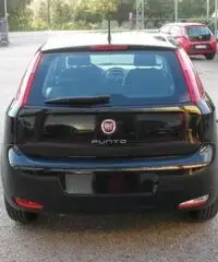 FIAT Punto 1.3 MJT II S&S 95 CV 5 porte Street rif. 7082391 FIAT Punto 1.3 MJT II S&S 95 CV 5 porte Street rif. 7082391