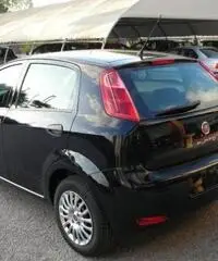 FIAT Punto 1.3 MJT II S&S 95 CV 5 porte Street rif. 7082391 FIAT Punto 1.3 MJT II S&S 95 CV 5 porte Street rif. 7082391