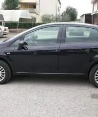 FIAT Punto 1.4 8V 5 porte Natural Power Street rif. 5990013 FIAT Punto 1.4 8V 5 porte Natural Power Street rif. 5990013