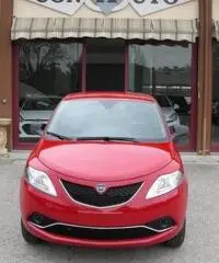 LANCIA Ypsilon 0.9 TwinAir 85 CV 5 porte Metano Ecochic Silver rif. 5990044 LANCIA Ypsilon 0.9 TwinAir 85 CV 5 porte Metano Ecochic Silver rif. 5990044