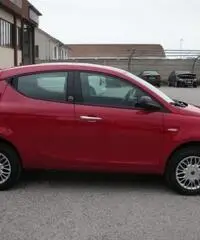 LANCIA Ypsilon 0.9 TwinAir 85 CV 5 porte Metano Ecochic Silver rif. 5990044 LANCIA Ypsilon 0.9 TwinAir 85 CV 5 porte Metano Ecochic Silver rif. 5990044
