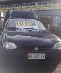 Opel Combo 1.7 diesel cat 3p. Tour Opel Combo 1.7 diesel cat 3p. Tour