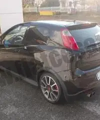 ABARTH Grande Punto 1.4 T-Jet 16V 3 porte rif. 7184334 ABARTH Grande Punto 1.4 T-Jet 16V 3 porte rif. 7184334