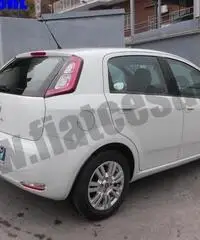 FIAT Punto 1.3 MJT II S&S 95 CV 5 porte Easy rif. 7110673 FIAT Punto 1.3 MJT II S&S 95 CV 5 porte Easy rif. 7110673