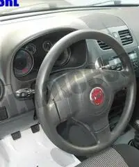 FIAT Sedici 2.0 MJT 16V DPF 4x4 Dynamic rif. 7112887 FIAT Sedici 2.0 MJT 16V DPF 4x4 Dynamic rif. 7112887