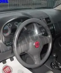 FIAT Sedici 2.0 MJT 16V DPF 4x4 Dynamic rif. 7164115 FIAT Sedici 2.0 MJT 16V DPF 4x4 Dynamic rif. 7164115