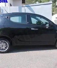 LANCIA Ypsilon 1.2 69 CV 5 porte Silver rif. 6700485 LANCIA Ypsilon 1.2 69 CV 5 porte Silver rif. 6700485