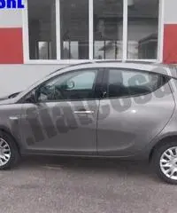 LANCIA Ypsilon 1.3 MJT 16V 95 CV 5 porte S&S Gold rif. 7195876 LANCIA Ypsilon 1.3 MJT 16V 95 CV 5 porte S&S Gold rif. 7195876