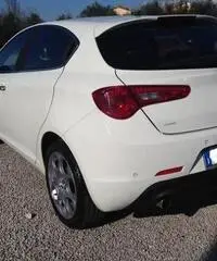 Alfa Romeo Giulietta 2.0 JTDm-2 170 CV Distinctive