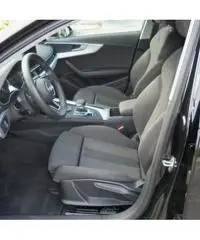 AUDI A4 Avant 2.0 TDI 150 CV ultra S tronic Sport  AUDI A4 Avant 2.0 TDI 150 CV ultra S tronic Sport