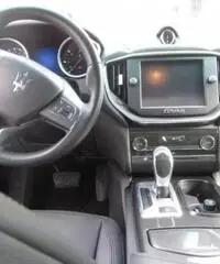 MASERATI Ghibli 3.0 Diesel 275 CV  MASERATI Ghibli 3.0 Diesel 275 CV