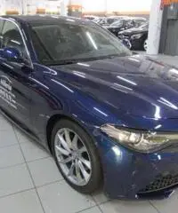 ALFA ROMEO Giulia 2.2 Turbodiesel 180 CV AT8 Super rif. 7034870 ALFA ROMEO Giulia 2.2 Turbodiesel 180 CV AT8 Super rif. 7034870