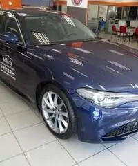 ALFA ROMEO Giulia 2.2 Turbodiesel 180 CV AT8 Super rif. 7062423 ALFA ROMEO Giulia 2.2 Turbodiesel 180 CV AT8 Super rif. 7062423
