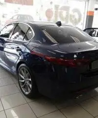 ALFA ROMEO Giulia 2.2 Turbodiesel 180 CV AT8 Super rif. 7062423 ALFA ROMEO Giulia 2.2 Turbodiesel 180 CV AT8 Super rif. 7062423