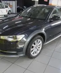 AUDI A6 allroad 3.0 TDI 245 CV S tronic Business rif. 7184927 AUDI A6 allroad 3.0 TDI 245 CV S tronic Business rif. 7184927