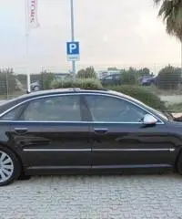 AUDI A8 4.2 V8 FSI quattro tiptronic rif. 7161226 AUDI A8 4.2 V8 FSI quattro tiptronic rif. 7161226