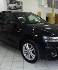 Audi Q3 2.0 TDI 177 CV quattro S tronic Busin S LINE Audi Q3 2.0 TDI 177 CV quattro S tronic Busin S LINE