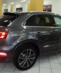 Audi Q3 2.0 TDI 150 CV quattro s line s tronic Audi Q3 2.0 TDI 150 CV quattro s line s tronic