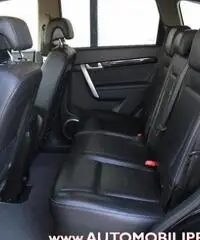 CHEVROLET Captiva 2.2 VCDi Autom. 4WD LTZ (7posti-Navi-Retrocamera) rif. 6737486 CHEVROLET Captiva 2.2 VCDi Autom. 4WD LTZ (7posti-Navi-Retrocamera) rif. 6737486