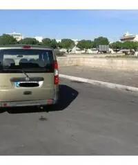 Fiat Doblò 1.6 16V Natural Power Active