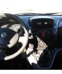 Fiat Doblò 1.6 16V Natural Power Active