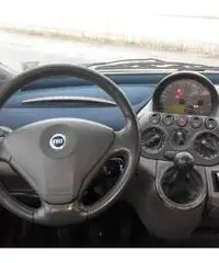 Fiat Multipla 1.6 16V Natural Power Dynamic Fiat Multipla 1.6 16V Natural Power Dynamic