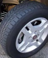 Fiat Panda 1.3 MJT 16V DPF 4x4 Climbing Fiat Panda 1.3 MJT 16V DPF 4x4 Climbing