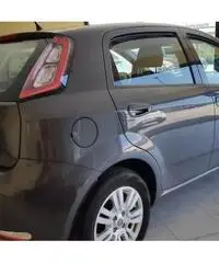Fiat Punto 1.2 8V 5P. Lounge Fiat Punto 1.2 8V 5P. Lounge