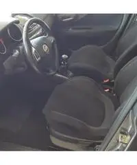 Fiat Punto 1.2 8V 5P. Lounge Fiat Punto 1.2 8V 5P. Lounge