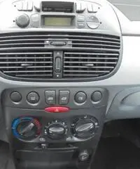 FIAT Punto 1.2 BENZ 5 PORTE CLASSIC rif. 7184311 FIAT Punto 1.2 BENZ 5 PORTE CLASSIC rif. 7184311