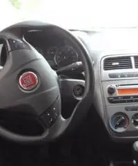 FIAT  PUNTO 1400 gpl 75 C.V 5 PORTE DINAMIC CASA MADRE FIAT  PUNTO 1400 gpl 75 C.V 5 PORTE DINAMIC CASA MADRE