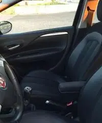 Fiat Punto Evo 1.3 Mjt 95 CV DPF 5 porte S&S Emotion - 2011 Fiat Punto Evo 1.3 Mjt 95 CV DPF 5 porte S&S Emotion - 2011