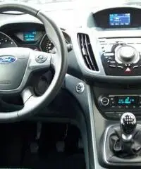 Ford C-Max 1.6 TDCi 95CV Titanium  Ford C-Max 1.6 TDCi 95CV Titanium