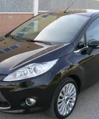 FORD Fiesta 1.4 TDCi 68CV 3 porte Titanium rif. 7178118 FORD Fiesta 1.4 TDCi 68CV 3 porte Titanium rif. 7178118