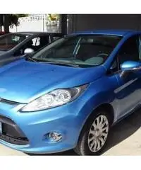 Ford Fiesta Plus 1.4 Tdci 68cv 5P. Ford Fiesta Plus 1.4 Tdci 68cv 5P.