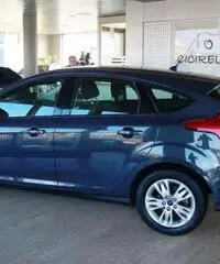 Ford Focus 1.6 Tdci 95cv 5P. DPF Business Ford Focus 1.6 Tdci 95cv 5P. DPF Business