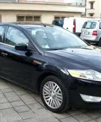 Ford Mondeo 2.0 TDCi 140CV 4p Ghia Navy Ford Mondeo 2.0 TDCi 140CV 4p Ghia Navy