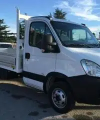 Iveco Daily 35C15 3.0 CON ARIA CONDIZIONATA Iveco Daily 35C15 3.0 CON ARIA CONDIZIONATA