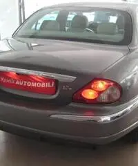 Jaguar X-type 2.0d Executive EU3 Jaguar X-type 2.0d Executive EU3