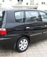 Kia Carens 2.0 16V CRDi 112CV LX Kia Carens 2.0 16V CRDi 112CV LX